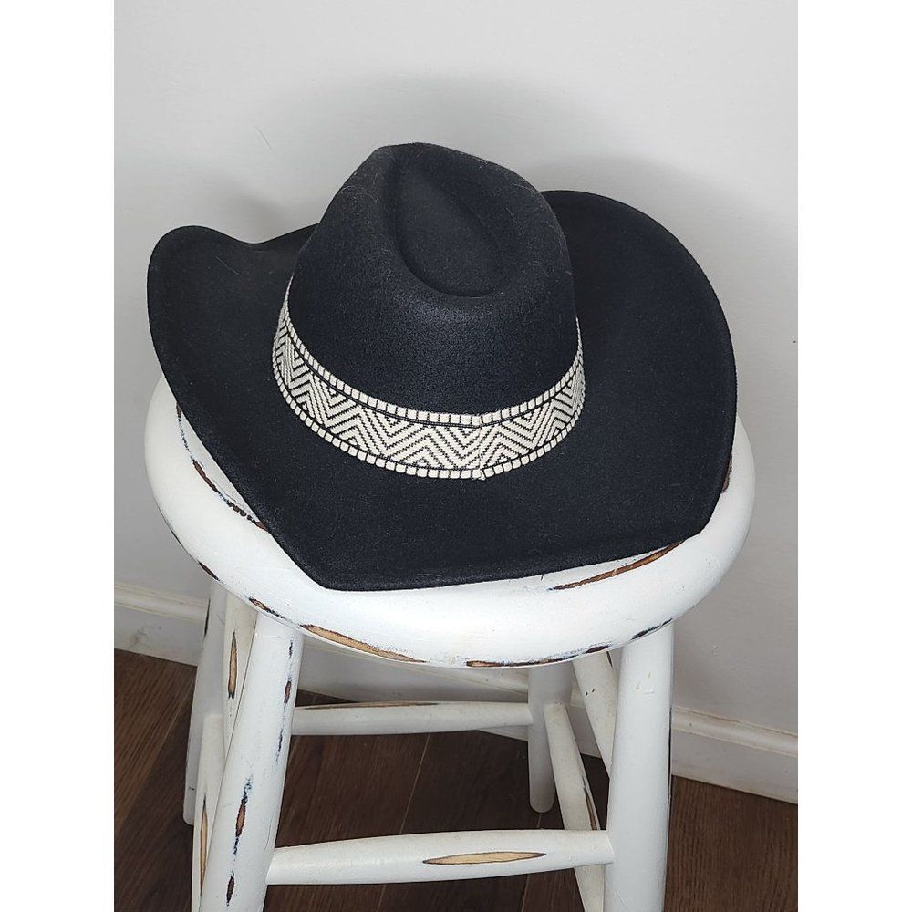 Black Zig Zag Ribon‎ Strap Cowboy Hat